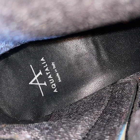 Aquatalia Black Leather heel Ankle Boots with elastic quilt. - Picture 6 of 9